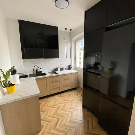 Ohmyhome - Plac Pieciu Rogow - Centrum Warszawa Zewnętrze zdjęcie
